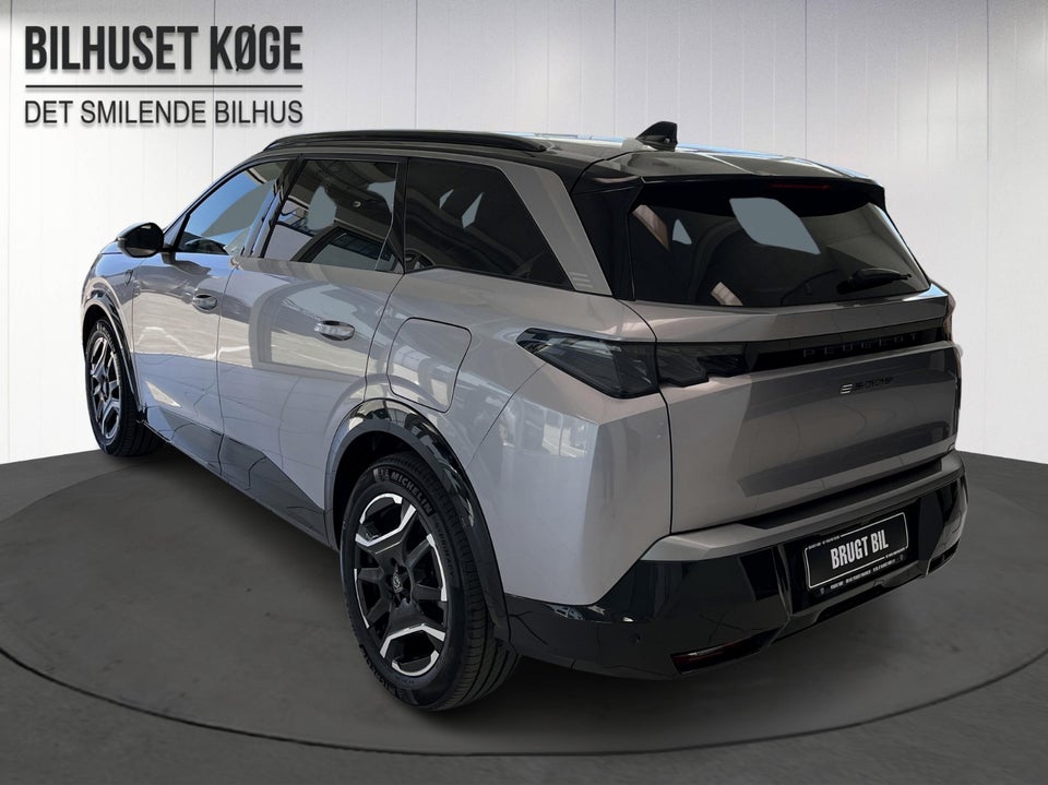 Peugeot e-5008 77 GT 7prs 5d