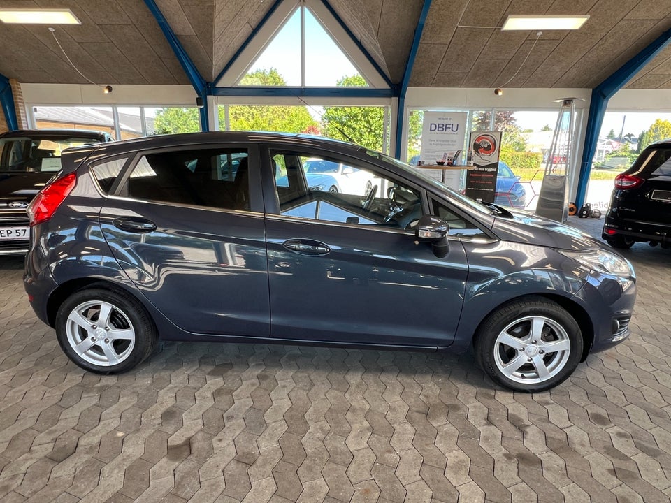 Ford Fiesta 1,0 65 Titanium 5d