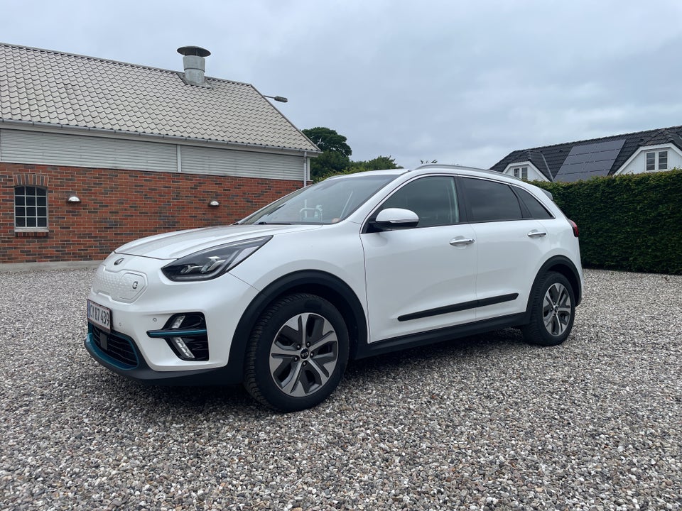 Kia e-Niro 64 Advance 5d
