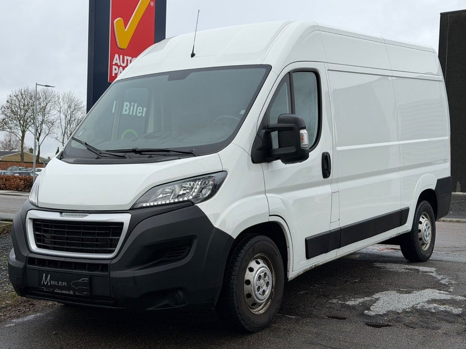 Peugeot Boxer 335 2,0 BlueHDi 163 L2H2 Premium