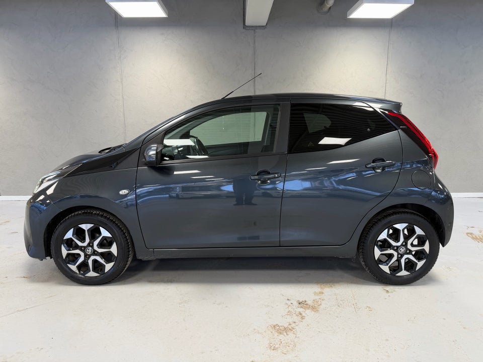Toyota Aygo 1,0 VVT-i x-press x-shift 5d