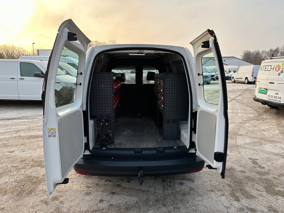 VW Caddy Maxi 2,0 TDi 102 BMT Van 4d
