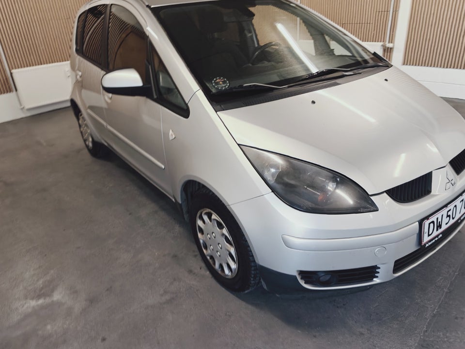 Mitsubishi Colt 1,3 Invite 5d