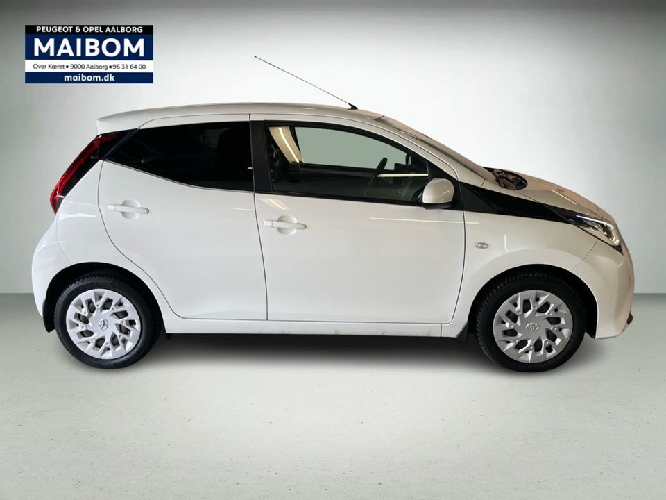 Toyota Aygo 1,0 VVT-i x-pression x-shift 5d