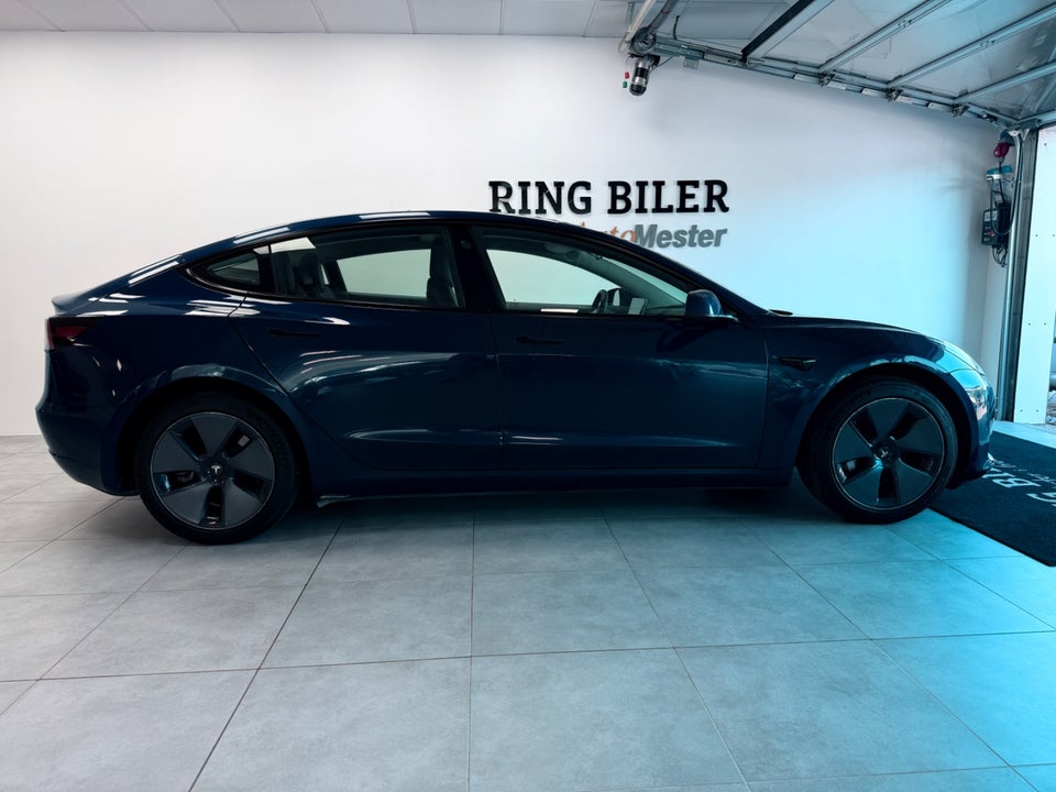 Tesla Model 3 Long Range AWD 4d
