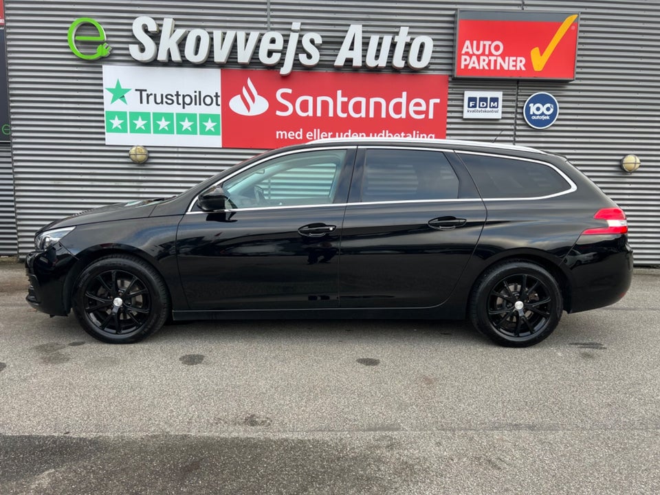 Peugeot 308 1,5 BlueHDi 130 Selection Sky SW 5d