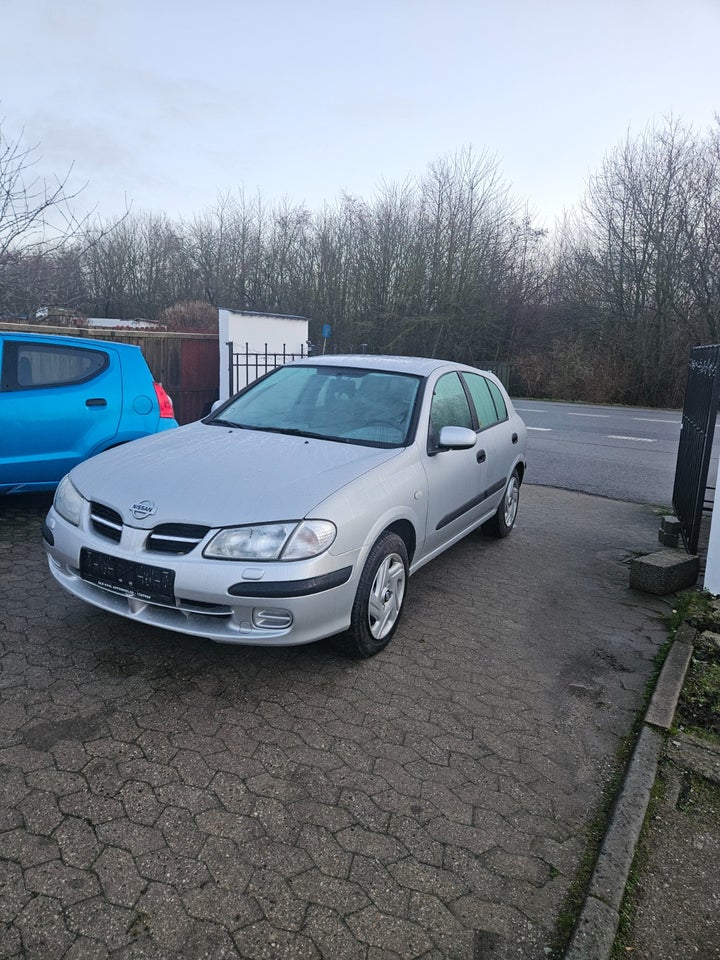 Nissan Almera 1,5 Elegance 5d