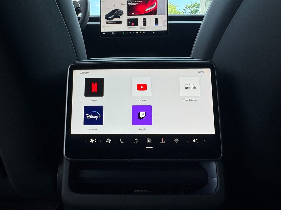 Tesla Model 3 Long Range AWD 4d