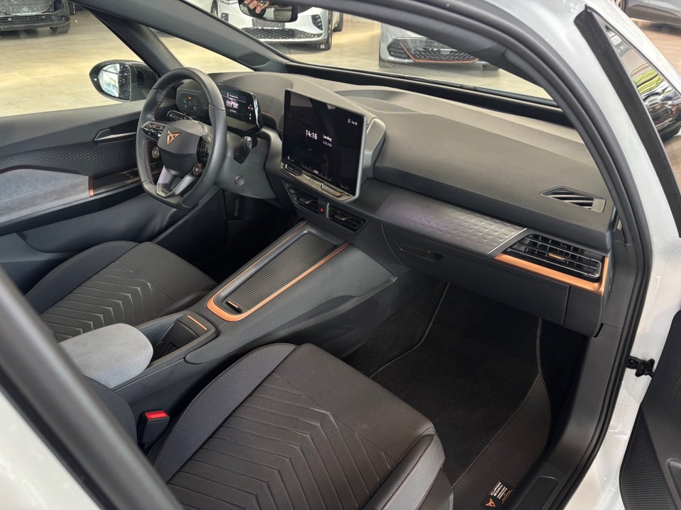 Cupra Born 77 Pasión 5d