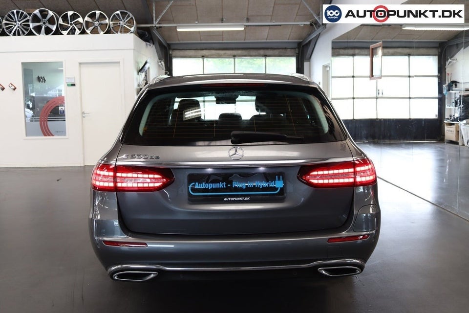 Mercedes E300 de 2,0 Advantage stc. aut. 5d