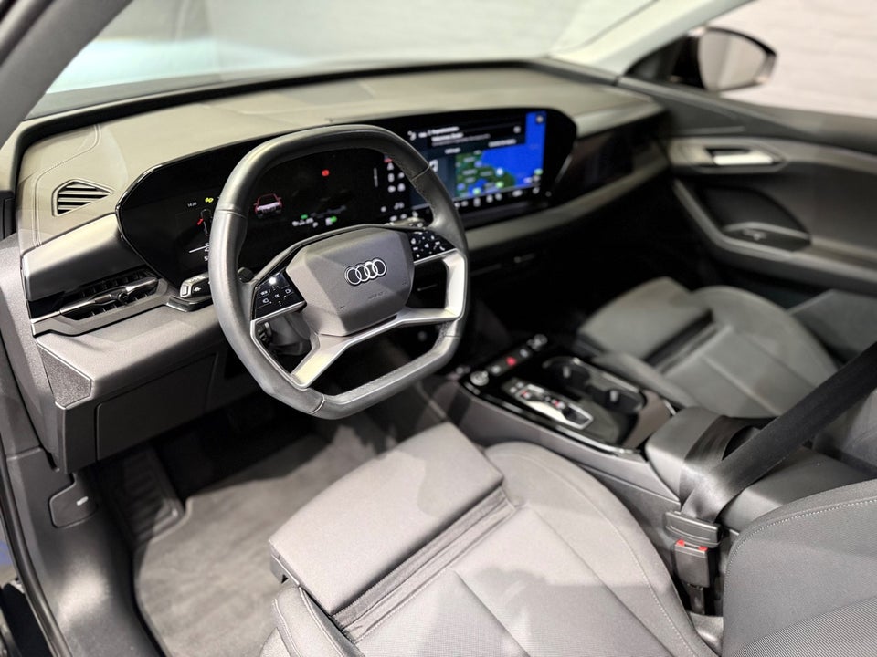 Audi Q6 e-tron S-line performance 5d