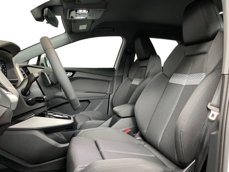 Audi Q4 e-tron 45 Progress quattro 5d