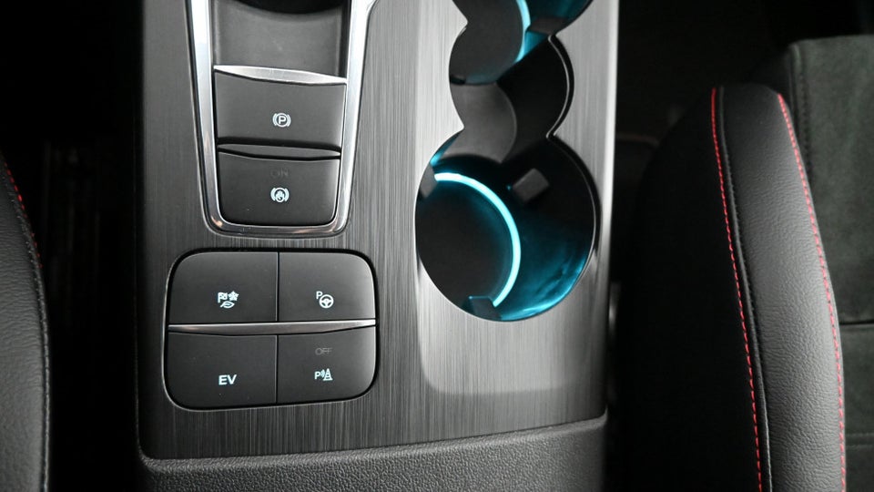 Ford Kuga 2,5 PHEV ST-Line X CVT 5d