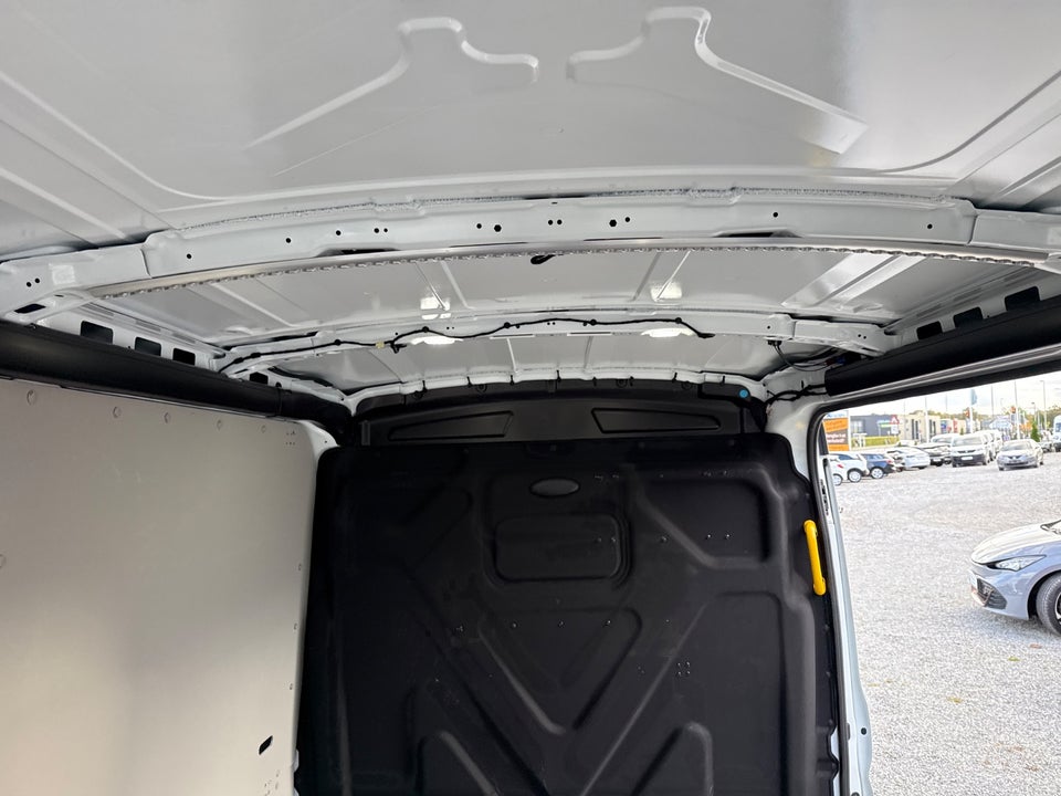 Ford E-Transit 350 L3 Van 68 Trend H2 RWD