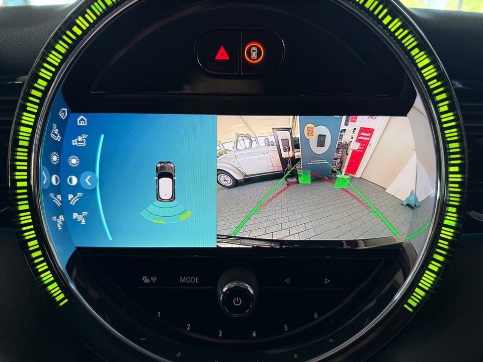 MINI Cooper SE Classic Trim 3d