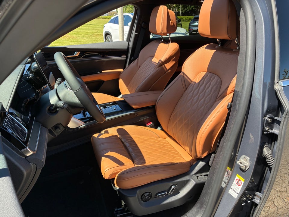BYD Tang 109 Flagship AWD 7prs 5d