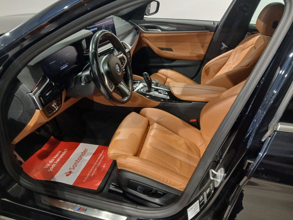 BMW 530d 3,0 Touring M-Sport aut. 5d