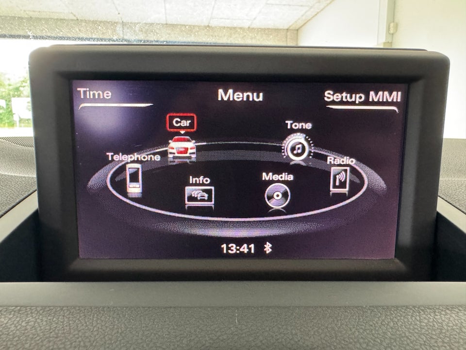 Audi A1 1,4 TFSi 122 Attraction Sportback 5d