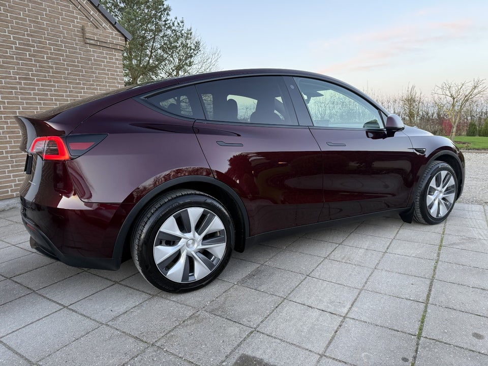 Tesla Model Y Long Range AWD 5d