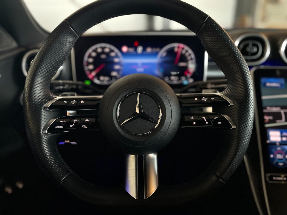 Mercedes C300 e 2,0 AMG Line stc. aut. 5d