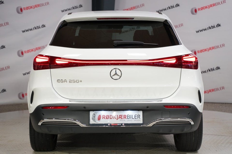 Mercedes EQA250+ AMG Line Van 5d