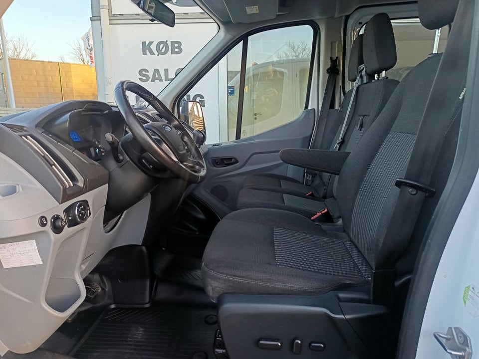 Ford Transit 350 L3 Chassis 2,0 TDCi 130 Mandskabsvogn Trend FWD 4d