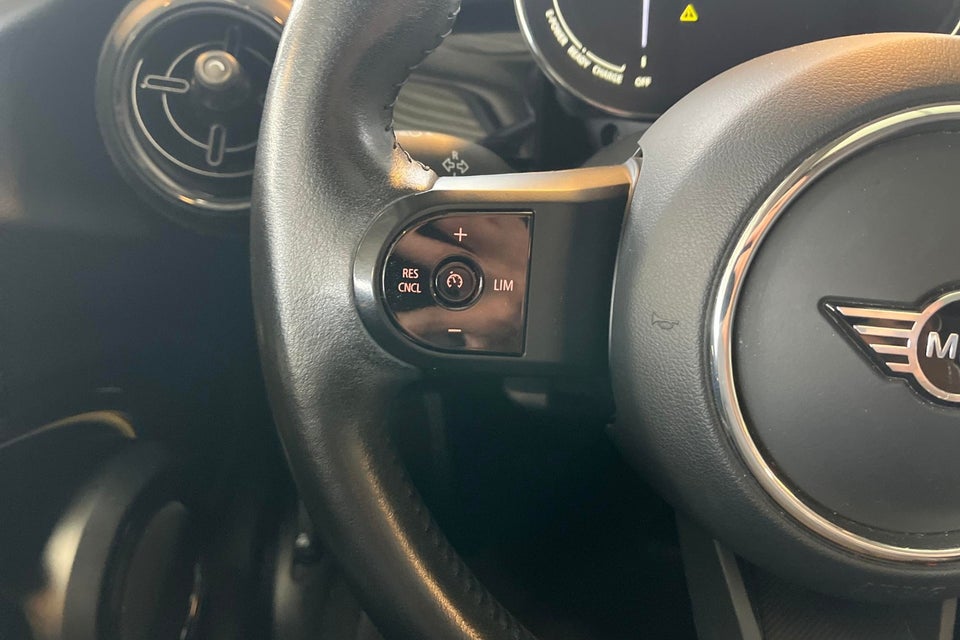 MINI Cooper SE Edition Premium Plus 3d