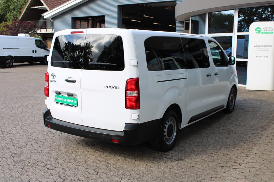 Toyota ProAce Verso 1,5 D 120 Long Combi 9prs 5d