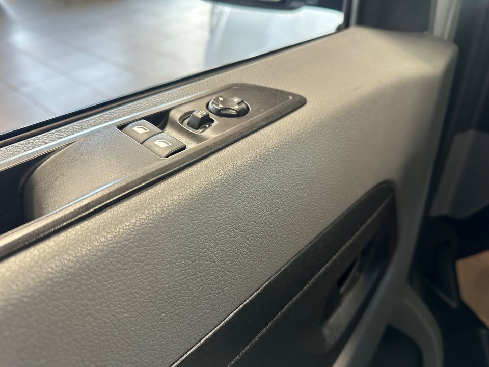 Peugeot Expert 2,0 BlueHDi 180 L3 Ultimate EAT6 Van