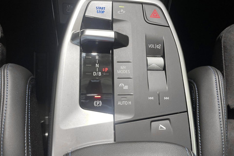 BMW iX1 xDrive30 M-Sport 5d