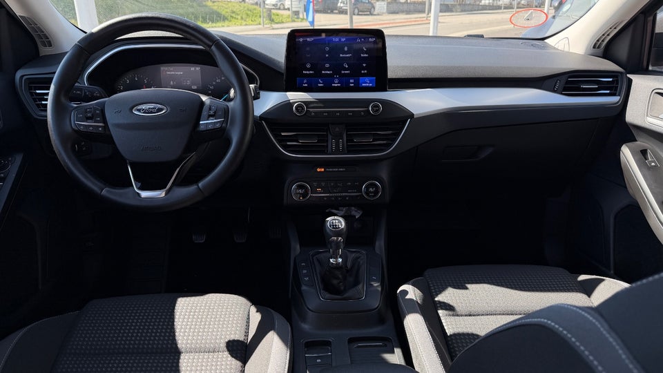 Ford Focus 1,0 EcoBoost Connected 5d