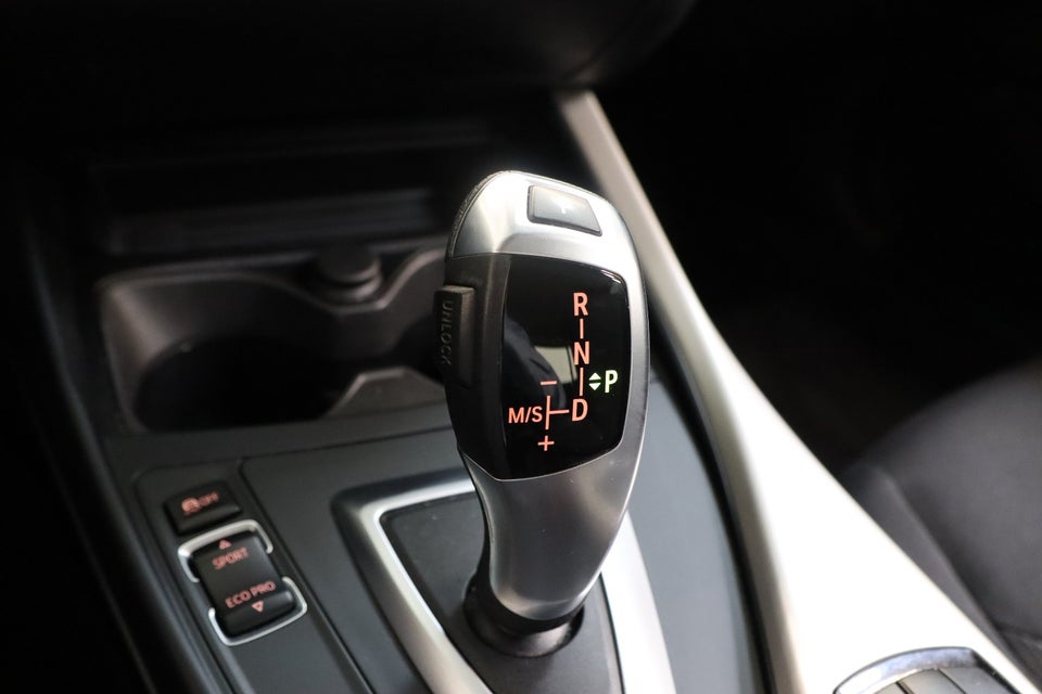 BMW 118d 2,0 aut. Van 5d