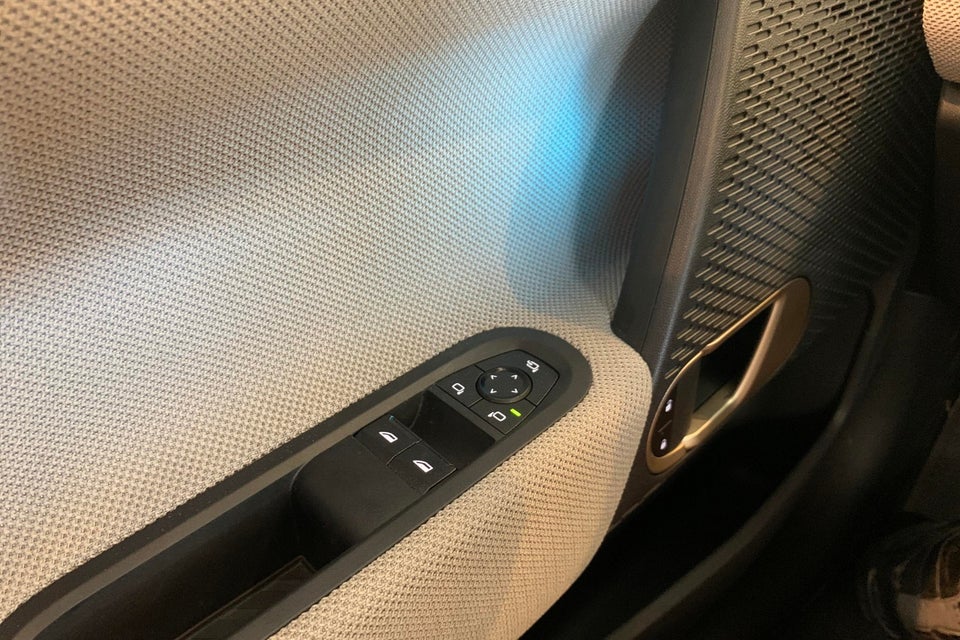 MINI Cooper SE Favoured Trim XL 3d