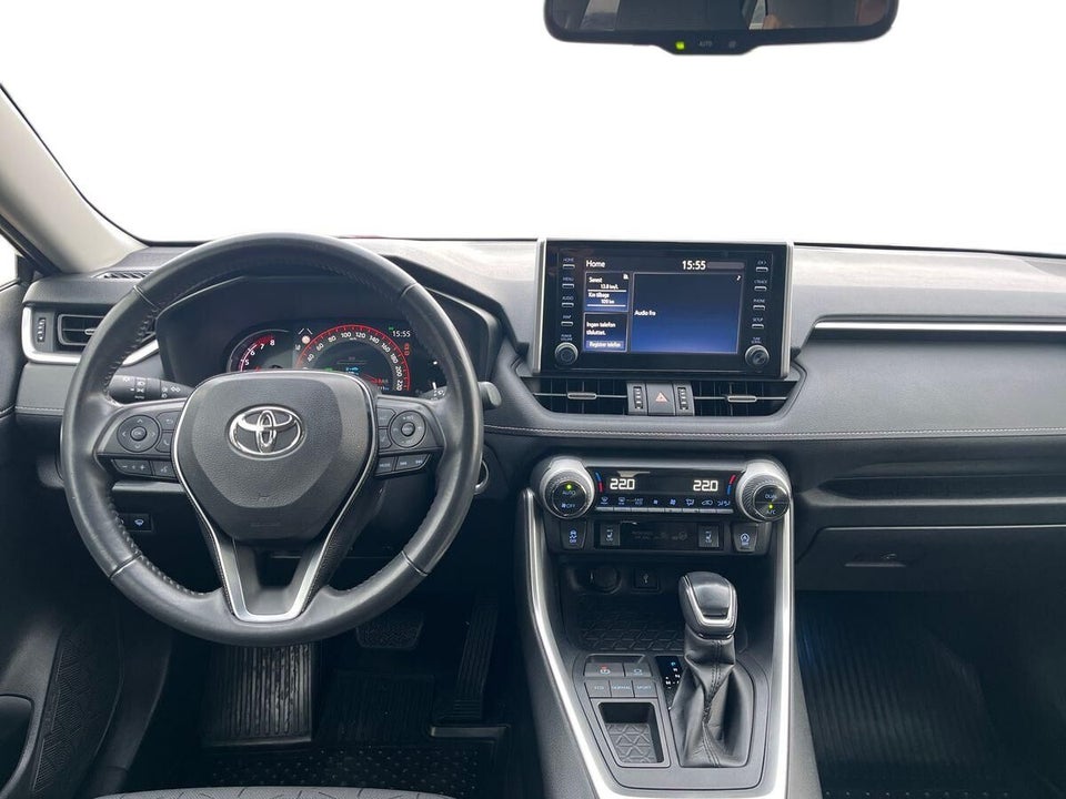 Toyota RAV4 2,0 T3 e-CVT 5d