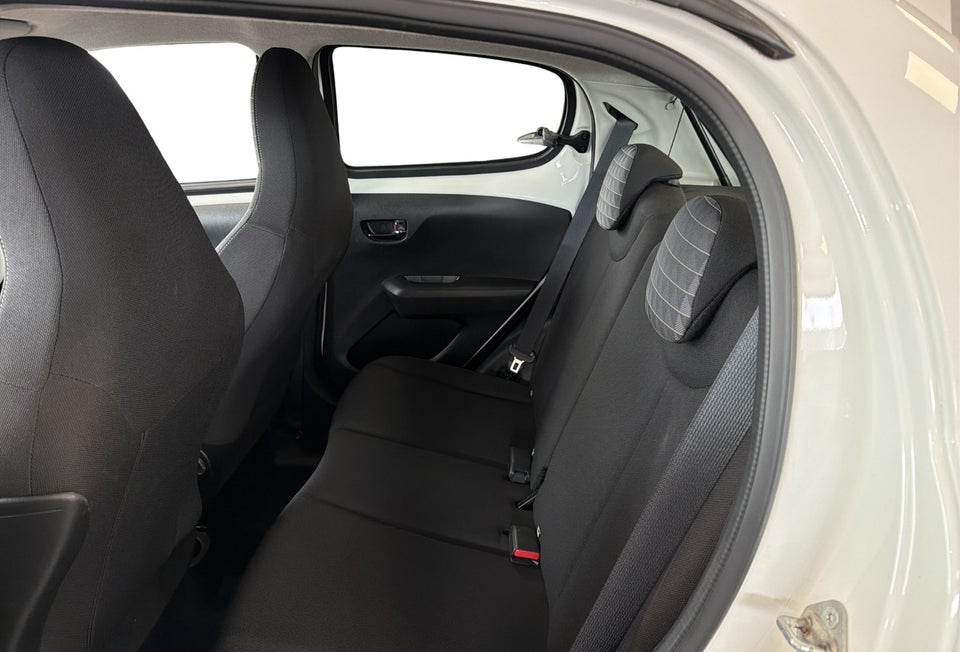 Peugeot 108 1,0 e-VTi 72 Allure+ 5d