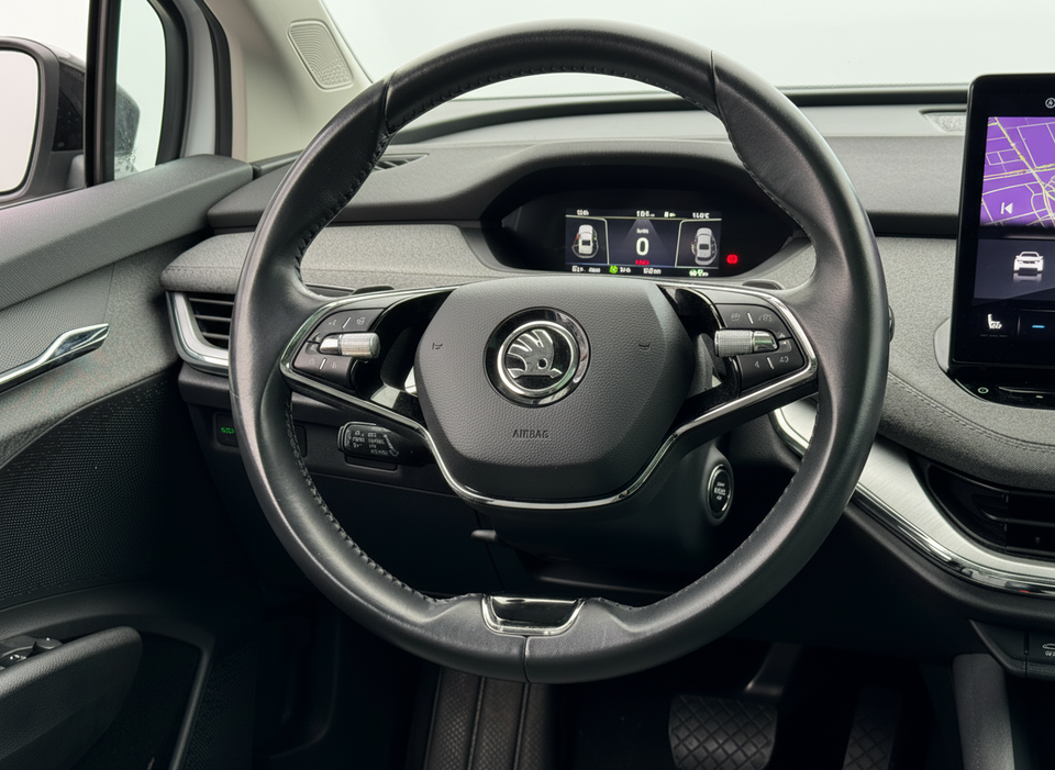 Skoda Enyaq 80 iV Loft 5d