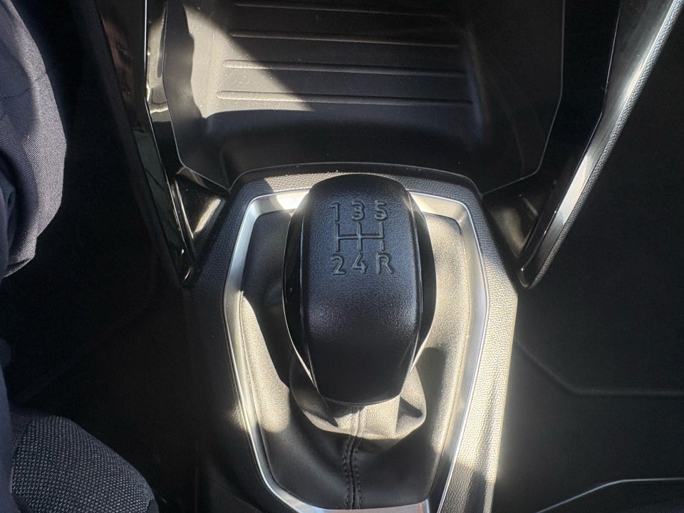 Peugeot 208 1,2 PureTech 75 Drive 5d