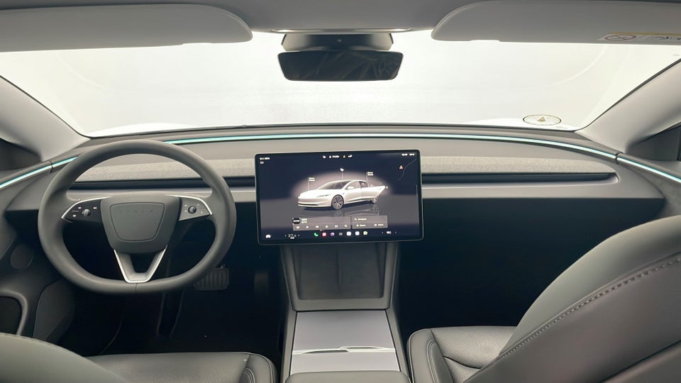 Tesla Model 3 Long Range AWD 4d