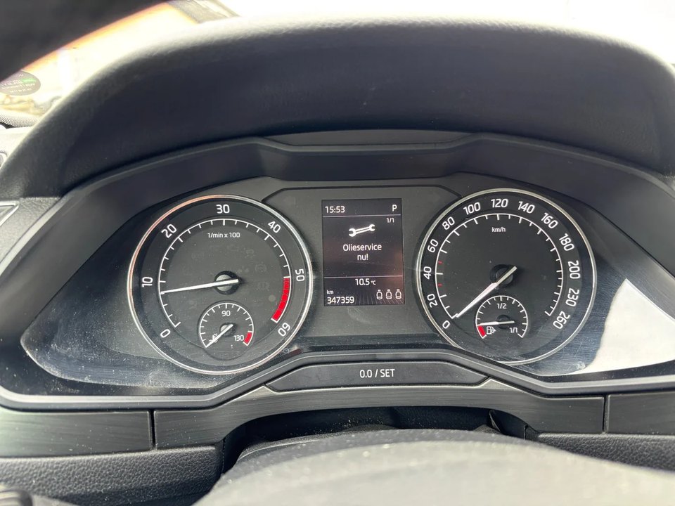 Skoda Superb 2,0 TDi 190 Style Combi DSG 5d
