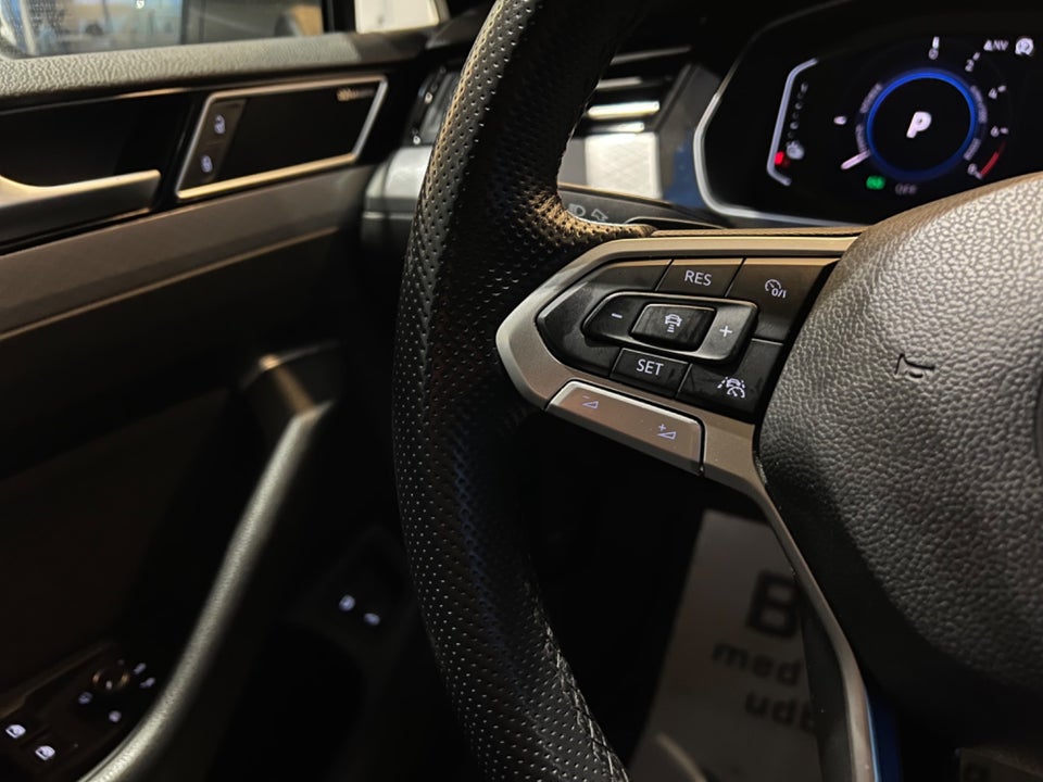 VW Passat 1,4 GTE DSG 4d