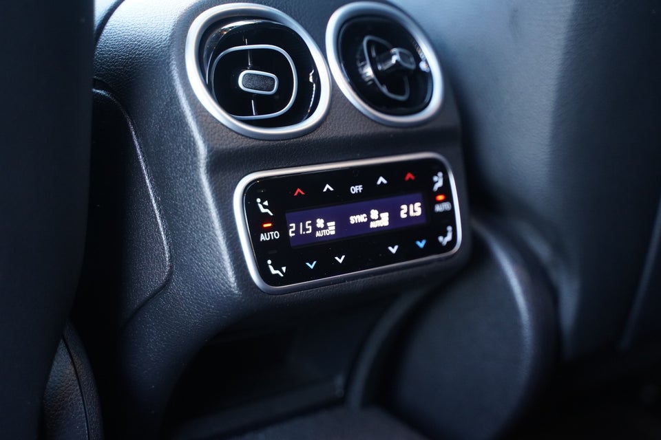 Mercedes C300 d 2,0 AMG Premium stc. aut. 5d