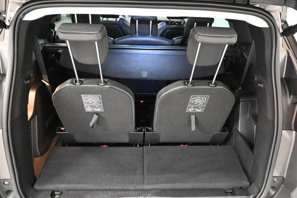 Peugeot 5008 1,2 PureTech 130 Allure Pack EAT8 7prs 5d