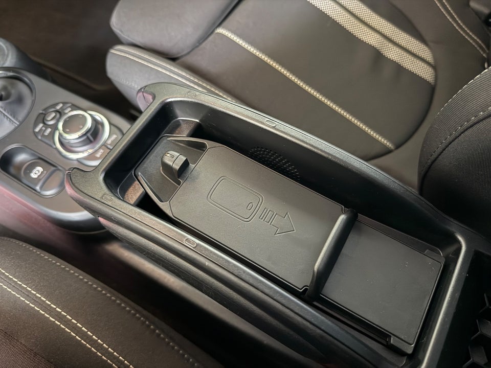 MINI Cooper SE Classic Trim 3d