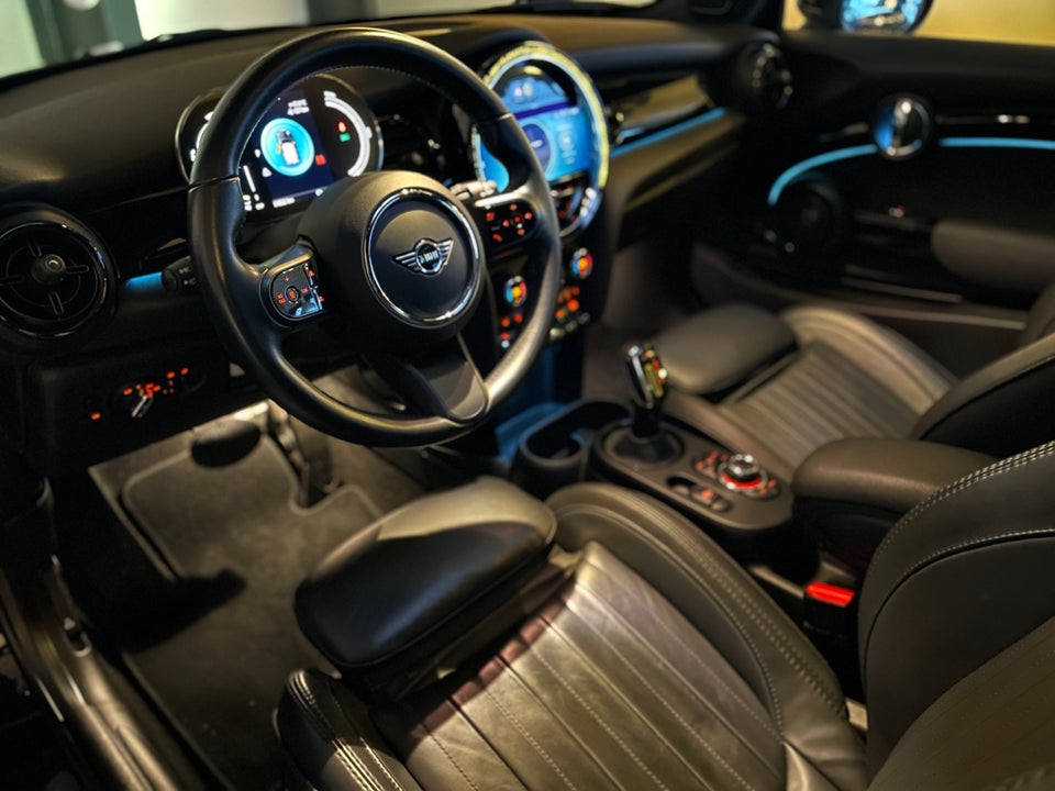 MINI Cooper SE Yours Trim 3d