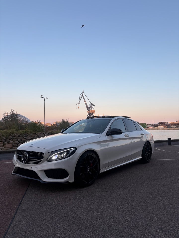 Mercedes C400 3,0 AMG Line aut. 4Matic 4d