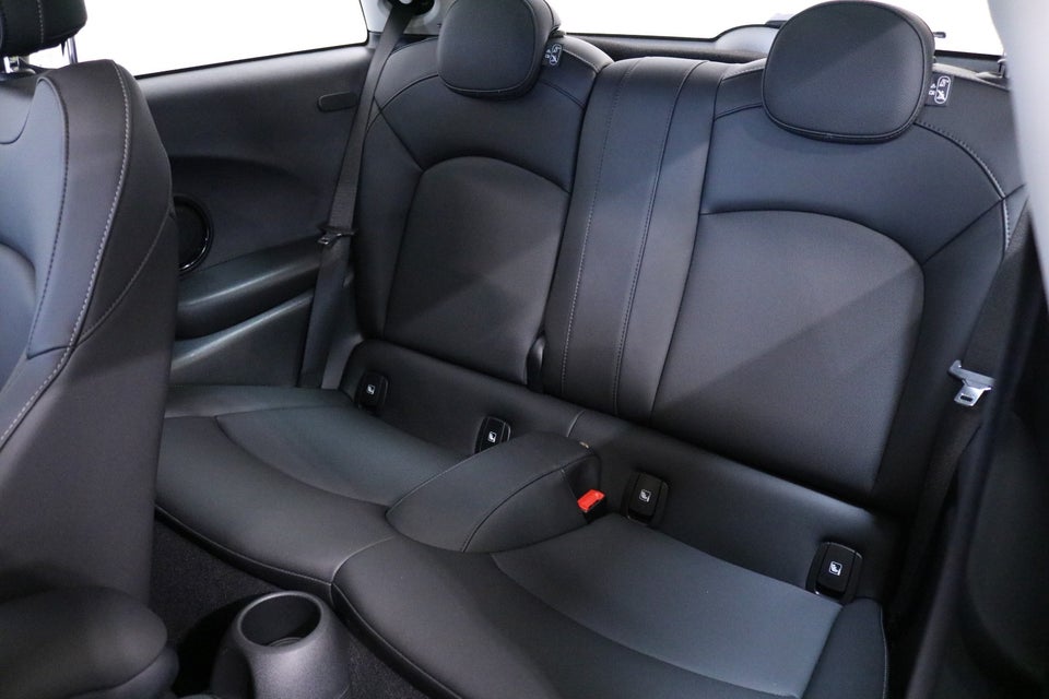 MINI Cooper SE Edition Premium Plus 3d