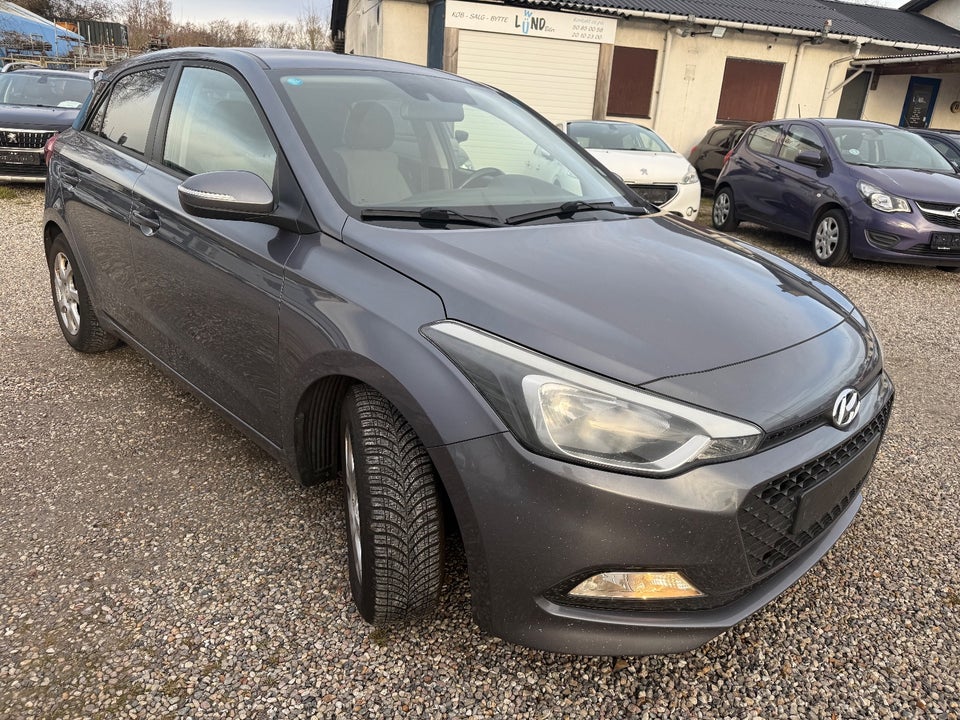 Hyundai i20 1,25 Trend 5d