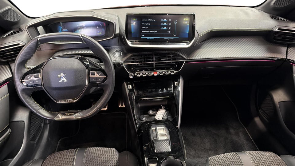 Peugeot e-208 50 GT 5d