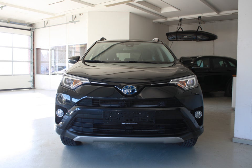 Toyota RAV4 2,5 Hybrid H3 MDS 5d