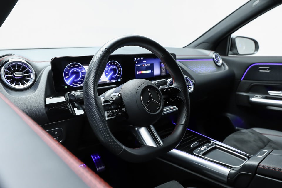 Mercedes EQA350 AMG Advance Plus 4Matic 5d